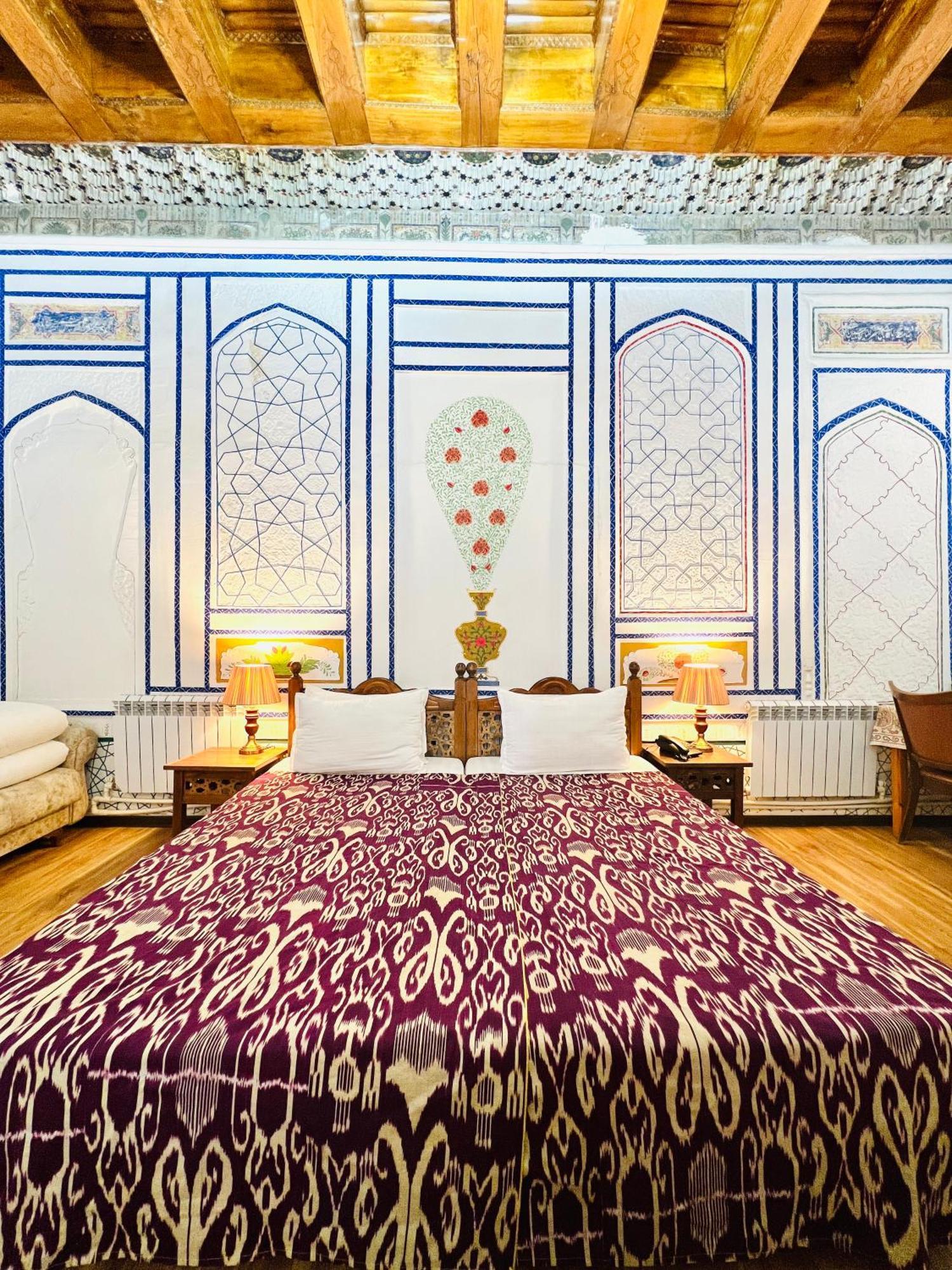 Komil Bukhara Boutique Hotel Exterior foto