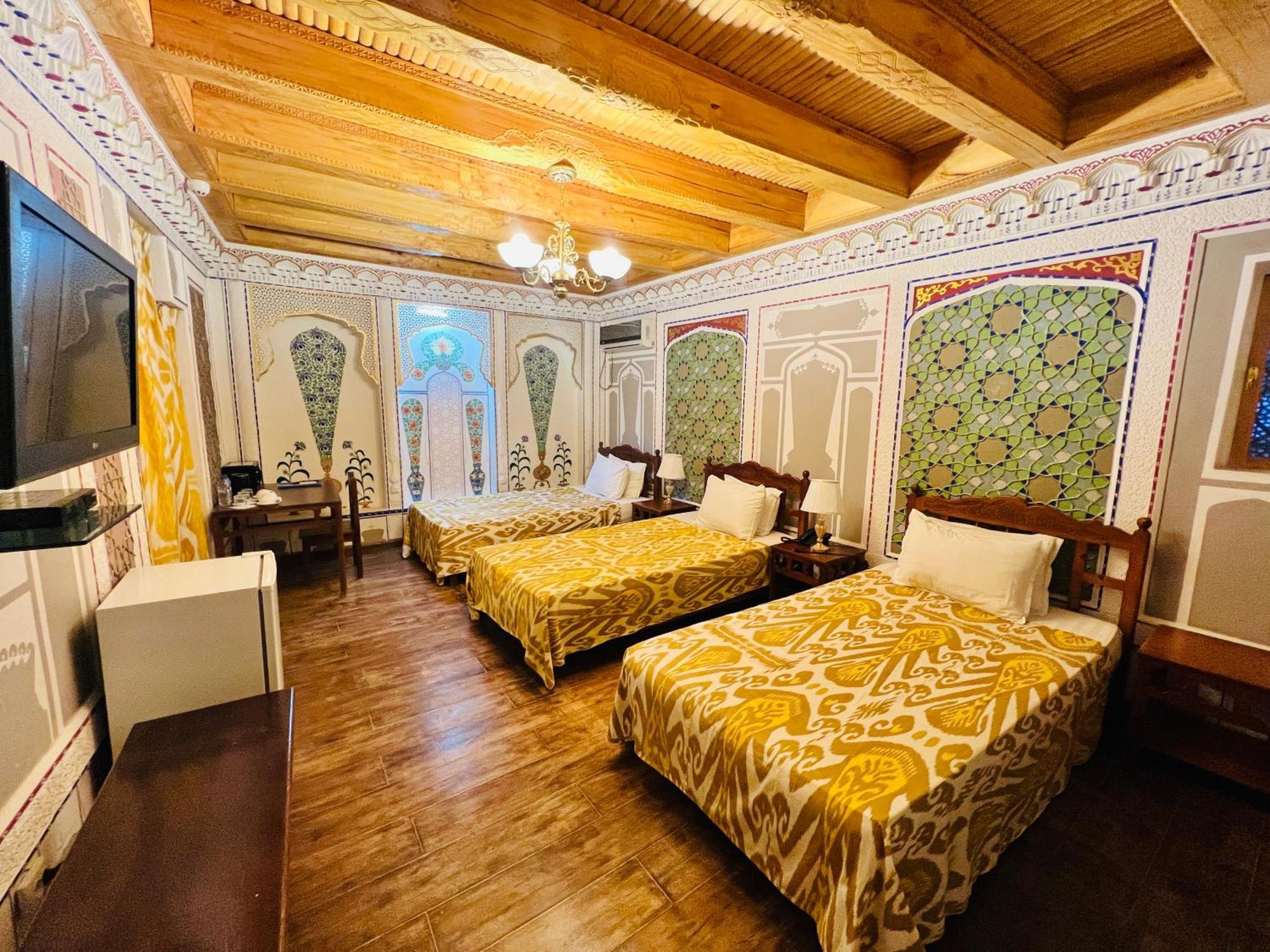 Komil Bukhara Boutique Hotel Exterior foto
