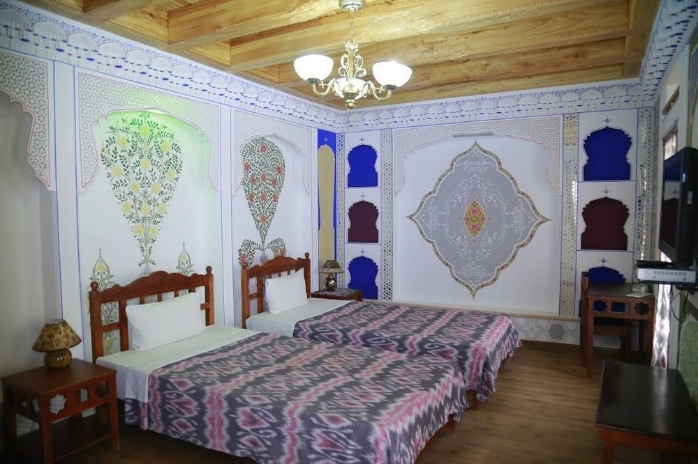 Komil Bukhara Boutique Hotel Exterior foto