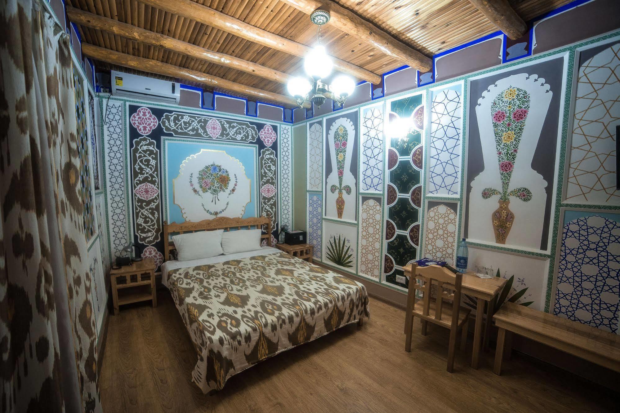 Komil Bukhara Boutique Hotel Exterior foto